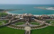 Hotelurile din Emiratele Arabe angajează români
