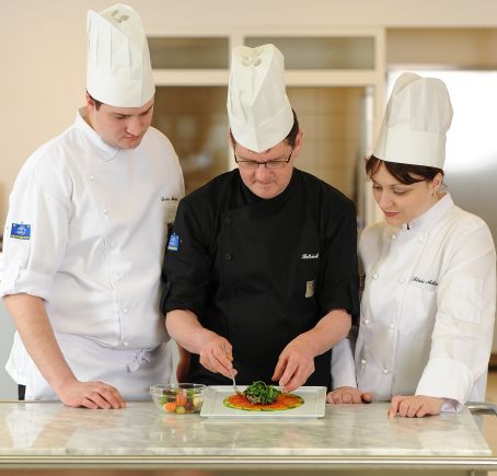 A început competiţia bucătarilor METRO Chef 2012