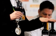 Cel mai bun somelier din România, premiat la “Trofeul Someleriei 2012”