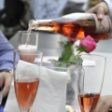 Peste 40 de restaurante şi terase participă la “Primăvara în rose 2012”