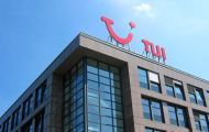 TUI a scos România din cataloagele tipărite