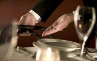 Concursul Naţional Maîtres d’Hotel 2012 şi-a ales câştigătorul