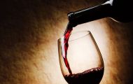 Peste 2 milioane de litri de vin indisponibilizați în urma controalelor