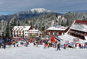 Revelion 2016: mai puțini români au călătorit în țară și în străinătate