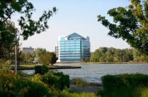S-a deschis primul hotel Ramada de pe litoral