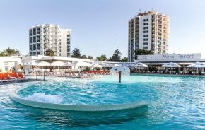 Gradul de ocupare al hotelurilor de pe litoral a depășit 90% în prima zi de toamnă