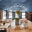 Cea mai veche cafenea din Bucureşti – premiată pentru design interior la Bienala Naţională de Arhitectură