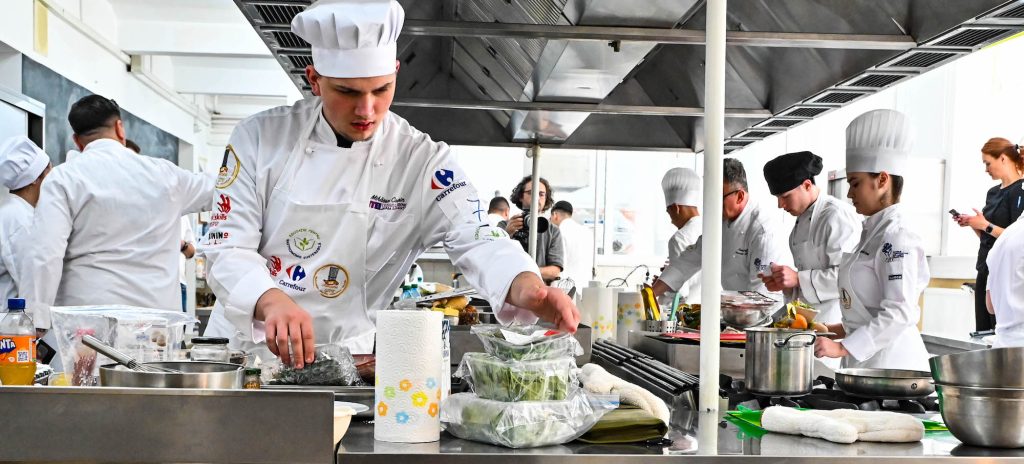 Elevii din învățământul profesional și tehnic vor avea acces la programul de Educație pentru Gastronomie Sustenabilă