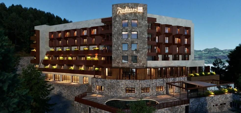 Premier Hospitality semnează cu Radisson Hotel Group parteneriatul pentru Radisson Blu Hotel Sinaia Cota 1400