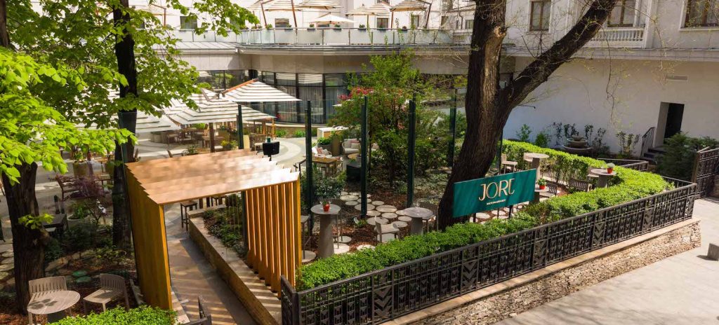 JORJ Terrace & Bar se deschide la InterContinental Athénée Palace București